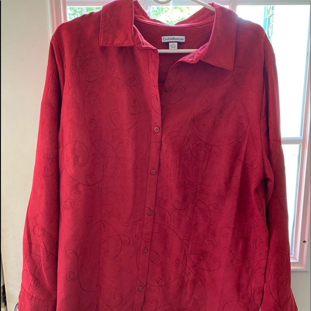 Women’s Croft&Barrow Button Up Top